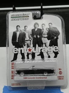 Greenlight 1/64 Entourage 1965 LINCOLN CONTINENTAL convertibile NERO Hollywood - Foto 1 di 2