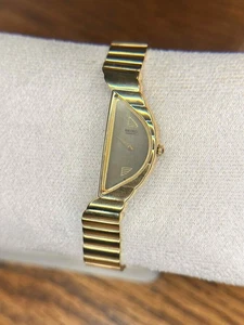 Rare Seiko Ladies Half Moon Asymmetrical Dress Watch With Chain 1F20-5D59 - Picture 1 of 7