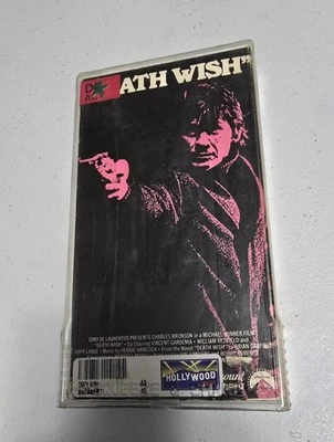 Death Wish 1974 Film 1980 VHS Charles Bronson Hollywood Video Squeeze Case - Image 1 of 4
