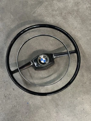 Volante BMW dorado nuevo clase 1800 2000 volante 2002 Ti Tii Foto 1 de 4