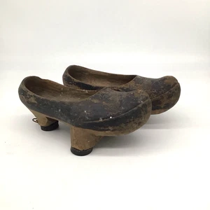 Vintage Basque Wooden Clogs with 3 Legs - Carved Folk Art Zoccos - Picture 1 of 10