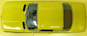 BMW 3.0 CSL E9 Coupé żółte, edycja dealerska Minichamps 80430137980 1:18 - Zdjęcie 1 z 11