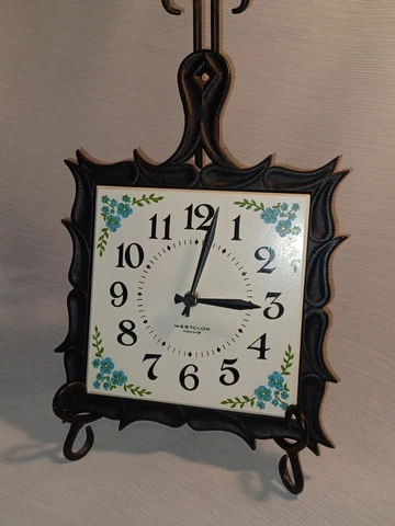 Westclox Cast Iron Trivet Wall Hanging Clock Vintage MCM Rustic Decor Keeps Time Cover