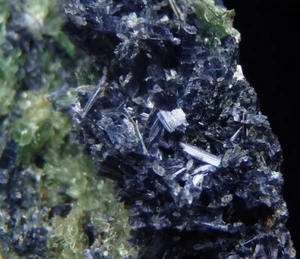GLAUCOPHANE rare & FUCHSITE ---- ITALY - Piedmont - Pollone RIO OREMO /pl515 - Picture 1 of 18