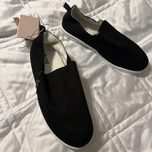 STQ Women’s Slip On Walking Shoes Lightweight Canvas Casual Black 9.5 Vegan New - Picture 1 of 20