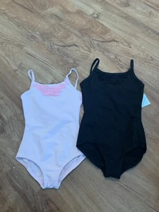 Capezio Camisole Turnanzug Rüschen vorne 9840c Kindergrößen schwarz und pink - Bild 1 von 4