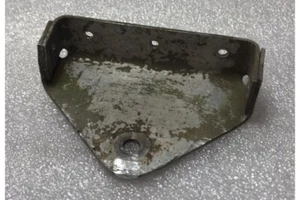 0732100-6,, Cessna 182 Skylane / 185 Skywagon Horizontal Stabilizer Hinge Bracke - Picture 1 of 2
