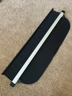 OEM 2017-2020 Subaru Outback Privacy Tonneau Shade Cargo Cover #65550AN00B - Image 1 of 4