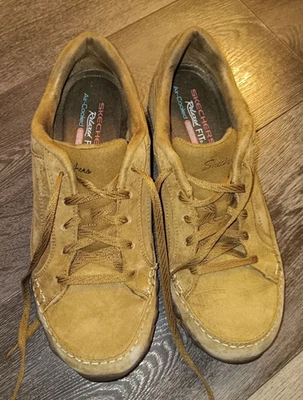 Zapatos mujer Sketchers beige gamuza talla 7 Foto 1 de 4