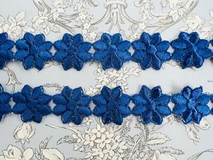 Vintage Austrian Embroidered Flower Motif Ribbon Trim 25mm Satin Stitch Blue - Picture 1 of 9