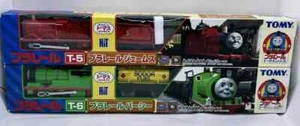 Tomy Thomas & Friends T-5 James & Plarail T-6 Percy Juego de 2 ro - Imagen 1 de 13