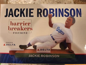 Jackie Robinson Barrier Breakers Atlanta Braves Figurine - Picture 1 of 1