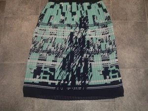 size 10 marks & spencer navy mint chiffon pleat skirt - Picture 1 of 2