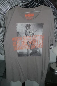 EDC by Esprit T-shirt Gr. XL pinup girl "when she's getting old..." - Bild 1 von 3