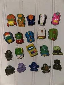 Das Müllpaket Konvolut 20 Figuren - Müllräder - Elch Spielzeug - Bild 1 von 6