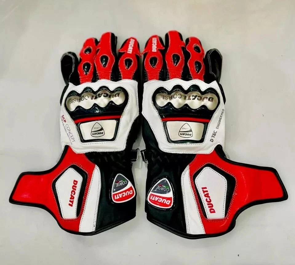 Guantes de cuero para carreras de moto Ducati Corse Swiftbeam. Foto 1 de 1