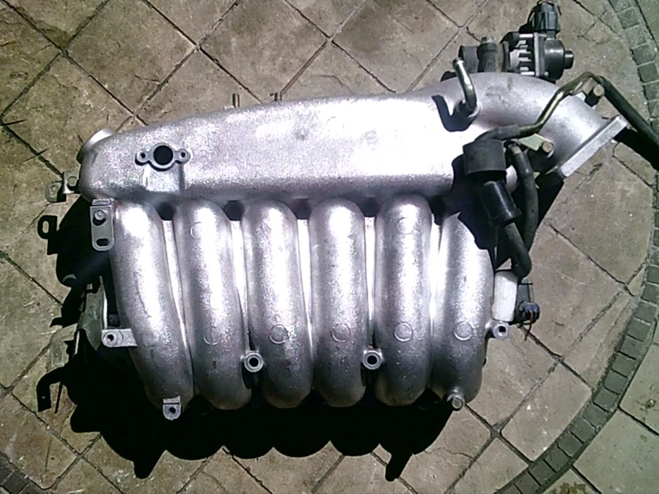 Galant upper intake manifold 3.8 non mivec for 6g72 sohc upper intake swap - Image 1 of 1