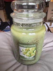Yankee Candle Crunchy Pistachio Vanilla Large Jar - Bild 1 von 3