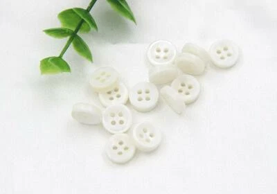 lot de 20 bouton scrapbooking 4 trou blanc mercerie couture 9 mm couture - Photo 1/2