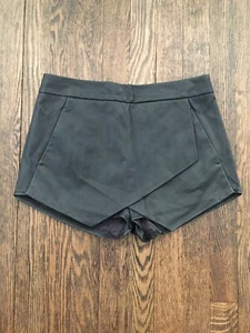 EXPRESS Black Layered Front Short Above the Knee Faux Leather Layer Size 2 - Picture 1 of 11