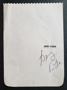 Gerry Pinder signed 1970's hockey album page - Picture 1 of 1