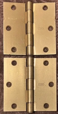 2 Pack Stanley 3-1/2" X 3-1/2" Square Corner Residential Satin Brass Hinge  - Image 1 of 2