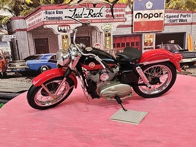 VINTAGE FRANKLIN MINT PRECISION MODELS 1957 HARLEY DAVIDSON XL SPORTSTER  - Image 1 of 4