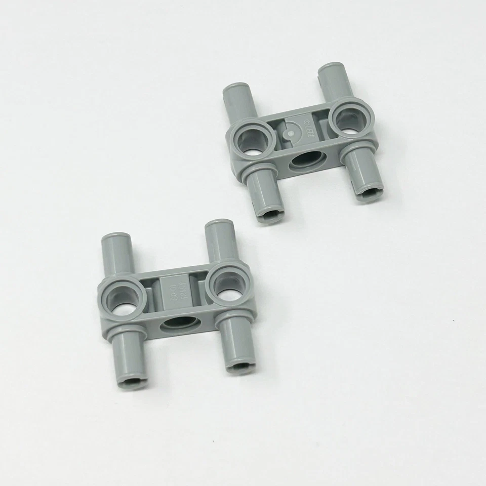 48989 LEGO Technic conector de pino perpendicular 3L 4 pinos CINZA AZULADO CLARO (2) - Imagem 1 de 1