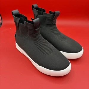 Vessi Weekend Chelsea Women's Size 8 Waterproof Shoes Sneakers Black White - Picture 1 of 6