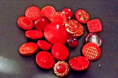 Lot of 20 RED GLASS Buttons - Variety of Shapes, Patterns, Lusters (4915) - Image 1 of 4