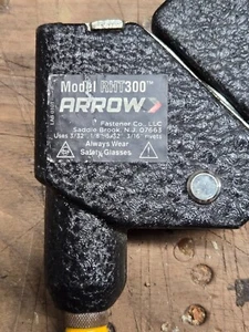 Arrow Hand Riveter, Swivel Head, Model RHT 300, inclds all dies, Rivet Gun - Picture 1 of 6