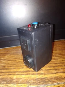 Gizmo Engineering Power Fail Alarm with Flashlight (PFA-1) - Picture 1 of 1