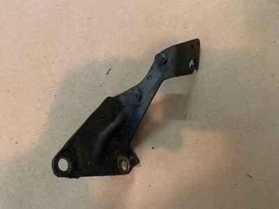 1967 66 Oldsmobile Toronado transmission control switch bracket 392239 67 1966   Foto 1 de 2