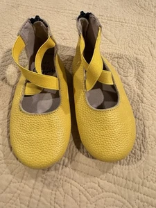 Monkey Feet Yellow Leather Ballet Flat Strappy Girls Sz 2-3Y Worn Once - Picture 1 of 7