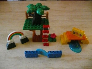 ****MEGA BLOKS TREEHOUSE ADVENTURES PLAYSET**** - Picture 1 of 5