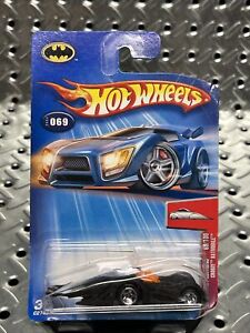 Hot wheel 2004 first Edition 69/100 Batmobile/Collector Edition - New On Card