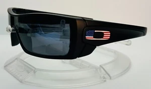 New Oakley Batwolf Sunglasses / USA Flag / Prizm Black Iridium Lens / 009101-59 - Picture 1 of 5