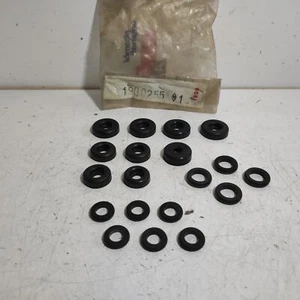 KIT SERIE GOMMINI REVISIONE FRENI FIAT 850 BERLINA ORIGINALE 1900255 - Imagen 1 de 7