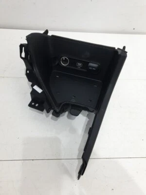 Kia Sportage Gt-line 2018-2022 CENTRE CONSOLE TRIM 84681-F1500 - Image 1 of 4