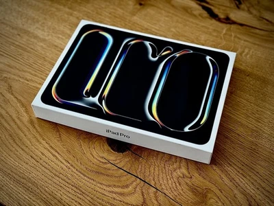 Apple iPad Pro 11" M5 2025 Wi-Fi + Cellular 512GB Space Schwarz ME2Q4TY/A - Bild 1 von 3