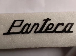 oldtimer de Tomaso pantera Abzeichen Schriftzug Schild schwarz typenschild - Bild 1 von 1