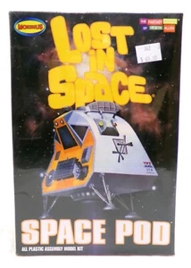 Moebius Perdus Dans L'Espace Pod 1/24 Echelle Modèle Plastique Kit Neuf Scellé - Photo 1 sur 3