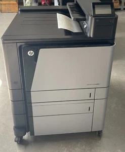 HP Color A3 LaserJet Enterprise M855dn inkl. Zusatzschacht BITTE LESEN! SN: 0ZH - Bild 1 von 4