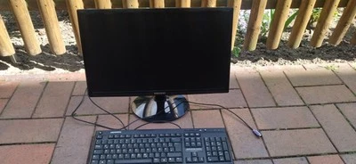 HP P22h G4 22 Zoll Full HD  Monitor (7UZ36AA#ABB)  Von Samsung  - Bild 1 von 4