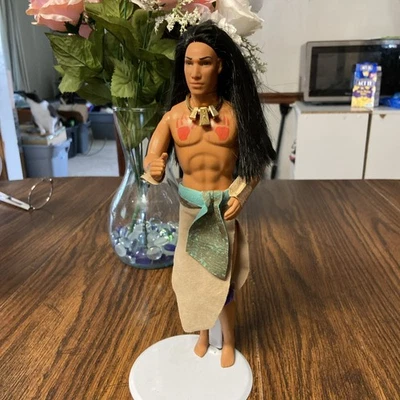 Boneco Disney's Pocahontas, Sun Colors Kocoum ooak 1995 12” Muito bom estado - Imagem 1 de 3