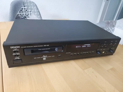 Denon DMD-1300 High-End MiniDisc-Recorder - Bild 1 von 3