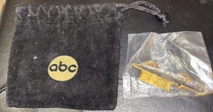 Disney ABC Once Upon A Time Dagger Pin D23 Expo Exclusive Ltd Edt RUMPLES DAGGER - Picture 1 of 2