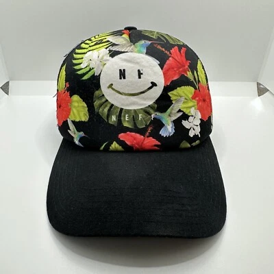 NEFF COMPANY Negro Floral Hawaiano SnapBack Papá Sombrero Camionero Gorra de Béisbol Smiley Foto 1 de 4