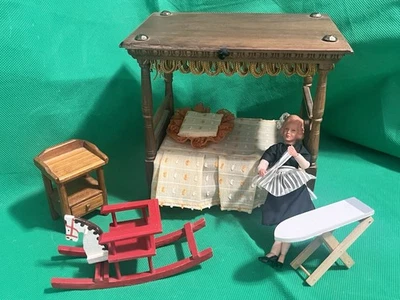 Kit de muebles vintage para casa de muñecas para dormitorio Foto 1 de 3