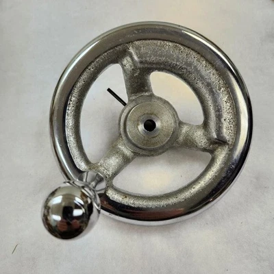 6" Cast Iron Three Spoke Machine Hand Wheel with Revolving Handle 3/8" Bore USA - Image 1 of 4
